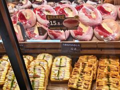 -万利隆(车站店)