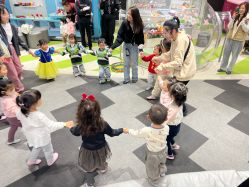 -MINI MARS KIDS CLUB亲子家庭中心(长宁天山店)