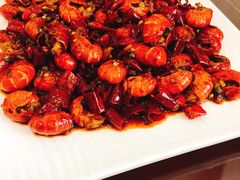 -扒虾小妹儿麻辣海鲜(宏图街店)