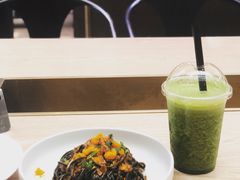 辣味蟹黄墨鱼面-农畉LONFOOD(福田星河COCOPark店)