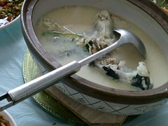 -天乐农家鱼头王(天目湖店)