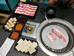 -烤路里·韩国品质自助烤肉(石路天虹4号店)