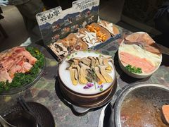 -芸山季·云南山珍菌火锅(人民广场来福士店)