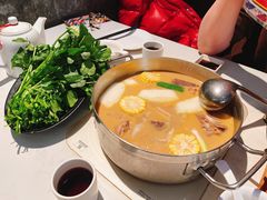 -肥仔文澳门猪骨煲(南京西路店)