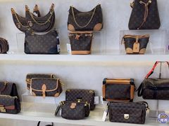 -六六奢品·vintage中古·回收二手奢侈品包包手表首饰(环球港店)