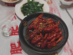 -肥肥虾庄·金牌油焖大虾(汉口城市广场店)