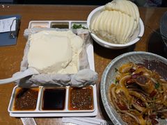 -95号酱骨·一块豆腐(展春园西路店)
