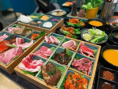 -烤路里·韩国品质自助烤肉(石路天虹4号店)