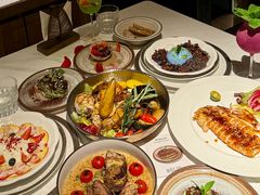 -Mogul Eatery·大亨餐酒馆