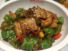 郑州郊区小炒肉-解家河南菜(商鼎路店)
