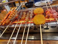 -哈尔滨小酒馆·鲜肉现穿自助烧烤(康新花园店)
