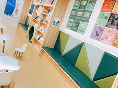 -亲亲袋鼠托育早教·思维专注力·棕熊英语(鼓楼恒力城店)