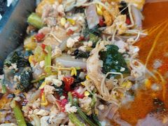 -后街佬·炭火鲜鱼杂(南城店)
