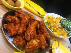 -BHC炸鸡(明洞总店)