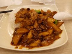 土豆牛肉盖饭-大乘嘟成都小吃(石门店)