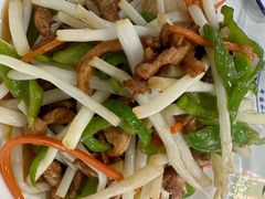 -丹水桥地锅鱼·翘嘴鲌·地方特色全鱼宴(丹江口大坝店)