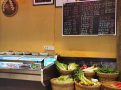 -富正毅三下锅·湘西韵味(天门山索道店)