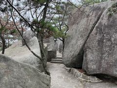 -罗田薄刀峰风景区