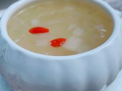 雪梨炖雪莲子-一江春水·杭帮臻宴(三台山店)
