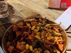 -SISTERS BAR RESTAURANT川意酒馆(嘉善老市H楼店)