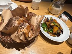 -关东小磨东北菜(上海长风大悦城店)