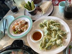 -巧克力渔家.小船海鲜胶东菜(万平口店)