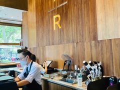 -星巴克臻选(南京艾尚天地店)