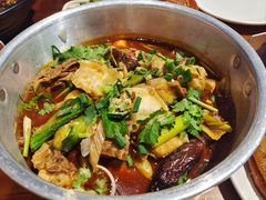 -爆炸头阿姨小四川正宗川味小吃(无任何分店)