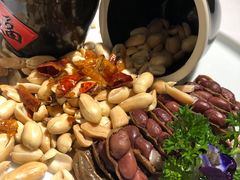 -巷子里小酒馆(繁荣路店)