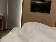 -华雅·云缦酒店(岳阳楼区火车站店)