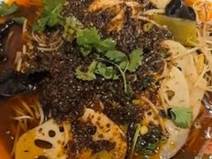 -辣盆盆麻辣小龙虾(哈尔滨总店)