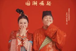 点击看大图 -挪娅婚纱摄影皇家会所