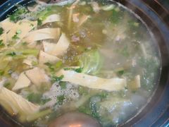 混烫汤锅-乐山食古香跷脚牛肉