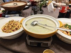 -香山湖家家宴(中山陵店)