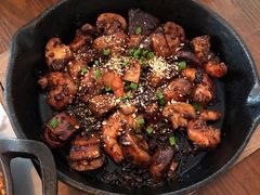陈酒醋炒鲜虾蘑菇-夏朵餐厅(丁香店)