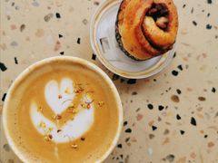 -Cafe on warm(丹霞店)
