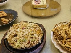 -鹤乡东北菜(崮山路店)