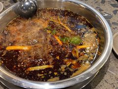 -肖肖酸萝卜鱼火锅(总店)