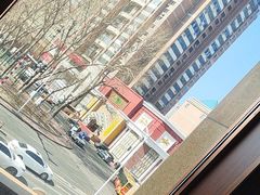 -八府香鸭·啫啫煲(华山路店)