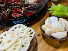 -正南齊北重庆老火锅(光华村直营店)