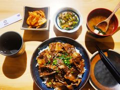 芥末小章鱼-本格丼·炭火烤肉饭(大悦路成都大悦城店)