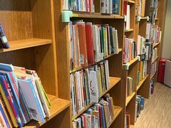 -BOOK+绘本馆