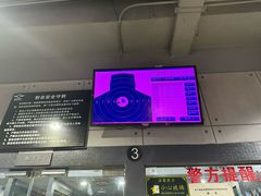 -都市枪神实弹射击俱乐部