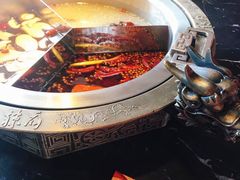 辣府鲜香菌汤鸳鸯锅-辣府(椒江店)