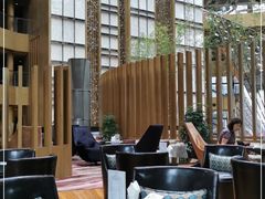 -上海滴水湖皇冠假日酒店