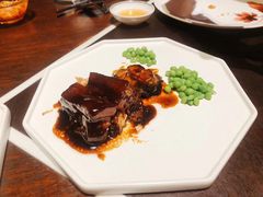 鲍鱼红烧肉-杭州西子湖四季酒店·金沙厅