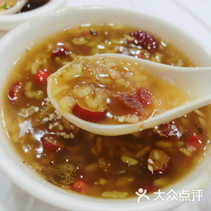 西安贾三清真灌汤包子馆八宝甜稀饭图片