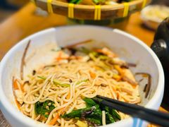 -云海肴·汽锅鸡·云南菜(天山百盛优客店)