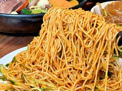-万记麻辣烫国展总店