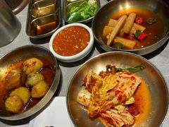 -草家酱蟹炭火烤肉店(珲春南路一店)